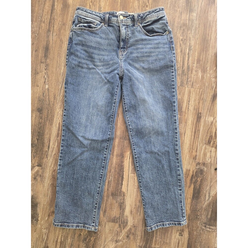 Time and Tru Women’s Mid Rise Straight Denim Jeans Medium Wash Cotton
